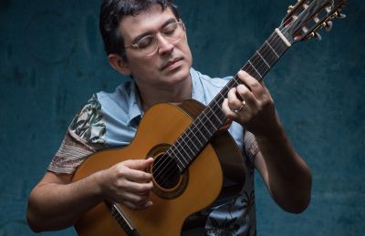 Cantor paraense Márcio Macedo realiza show ‘Batuque de Acender’ neste domingo (21)