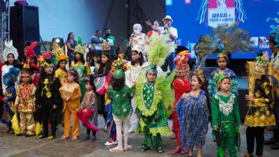 Revoada de Pássaros Juninos abre o Arraial de Todos os Santos