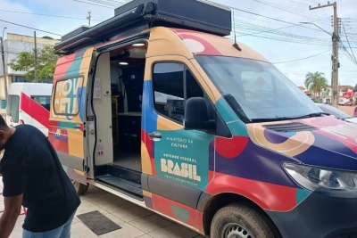 notícia: Fundação Cultural do Pará leva 4.400 livros para bibliotecas em São Félix do Xingu