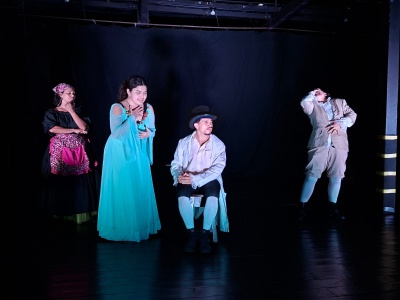 Grupo teatral Cena Aberta retoma atividades com oficina e espetáculo no Curro Velho