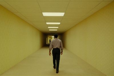 Cine Líbero Luxardo estreia o terror “Backrooms” nesta quinta-feira (18)