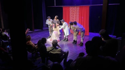 Pássaro e obra de Molière encerram comemoração pelos 47 anos do Teatro Waldemar Henrique