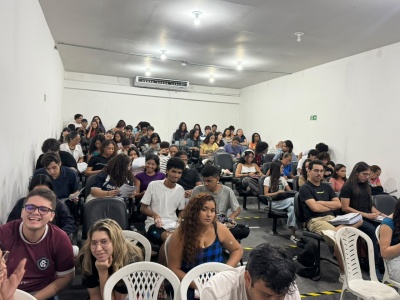 notícia: Fundação Cultural do Pará encerra primeira semana de ‘aulões’ gratuitos de revisão para o Enem